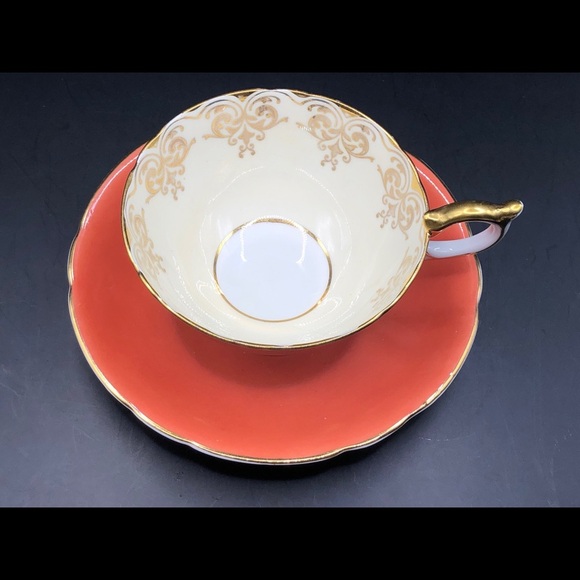 Aynsley B5131 Bone China Teacup and Saucer Orange Widemouth Gold Scrolls - Picture 3 of 5